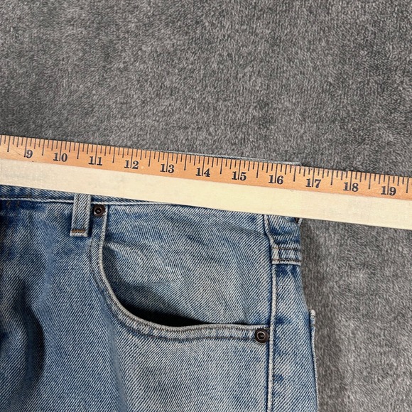 Vintage LL Bean Classic Fit Mens Light Wash Denim Jeans Mens 33x30 - Picture 7 of 12